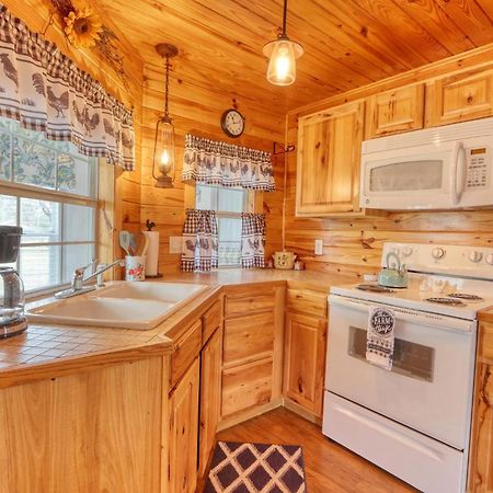 Kara'S Cottage Джонсън Сити Екстериор снимка