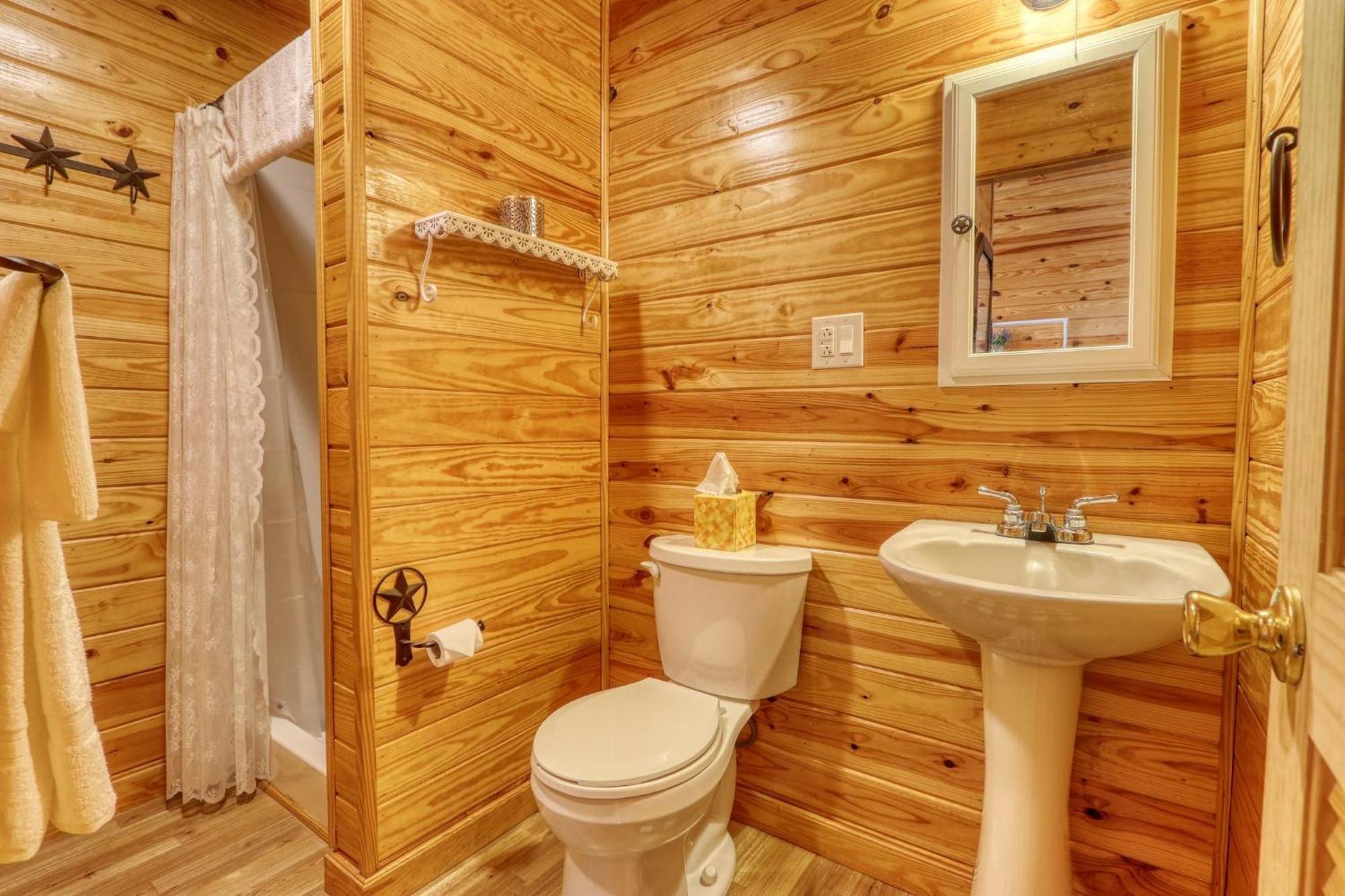 Kara'S Cottage Джонсън Сити Екстериор снимка