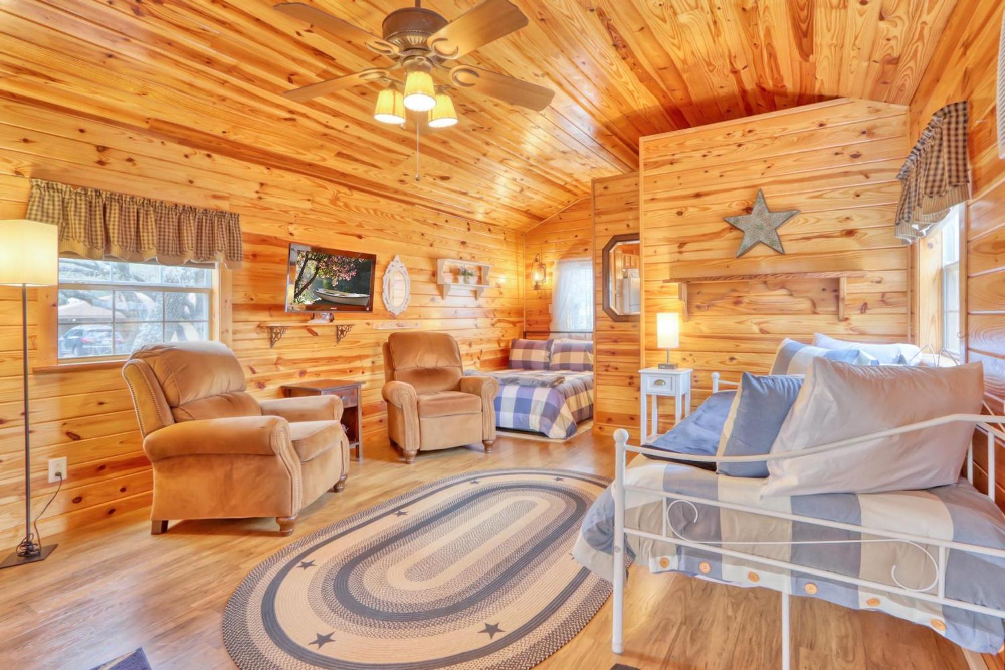 Kara'S Cottage Джонсън Сити Екстериор снимка